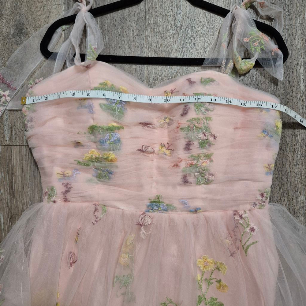 Women's Pink Floral Embroidered Mini Dress sz 12 nwot - Picture 8 of 10
